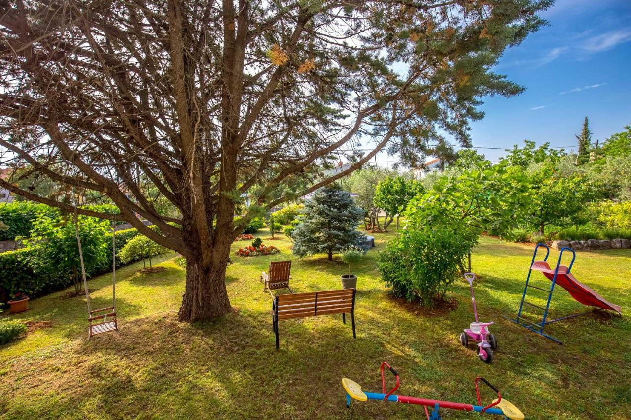 Garden Paradise App Sveti Vid-Miholjice Dış mekan fotoğraf